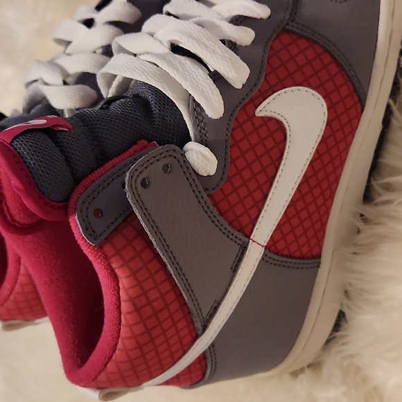 Nike Dunks High Tops - Picture 4 of 4